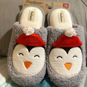 NWT Dearfoams Adults Cozy Comfort Unisex Penguin Scuff Slippers